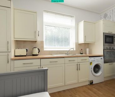 Studio to rent - Photo 6