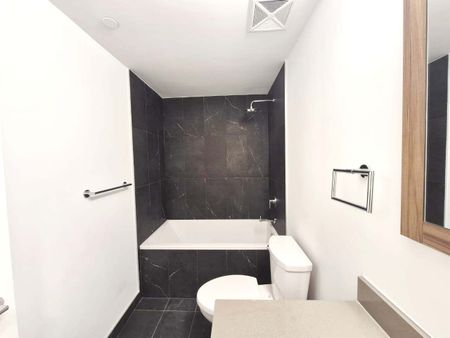 For Lease - 1037 The Queensway N/A Unit# 501, Toronto, Ontario - Photo 4