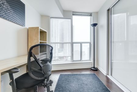 For Lease - 208 Queens Quay Unit# 1204, Toronto, Ontario - Photo 4