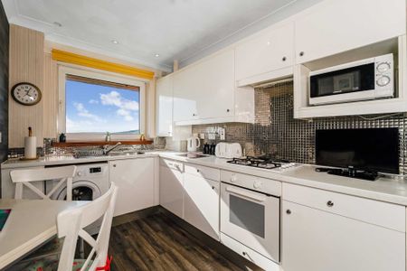 Price £945 pcm - Available Now - Furnished / Unfurnished - Photo 4