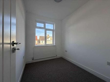 Denecroft Crescent, Hillingdon, UB10 - Photo 5