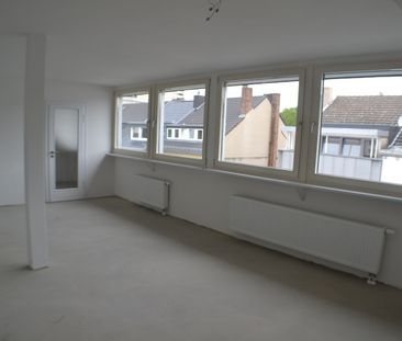 Stadt-Dachgeschosswohnung! - Photo 4