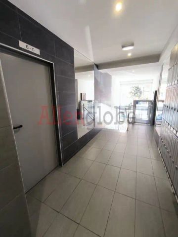 Apartamento de alquiler en Avenida Torrelavega, 40, Fozaneldi - Tenderina - Photo 5