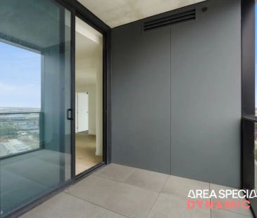 “Stunning 2 Bedroom With Spectacular Views Over Maribyrnong River!” - Photo 2