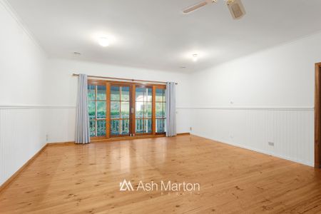 31 Raymond Street, Somerville, VIC 3912 - Photo 3