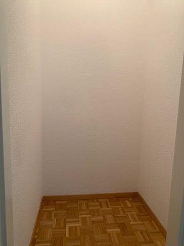 4.5 Zimmer, 90 m², 2. Stock - Foto 3