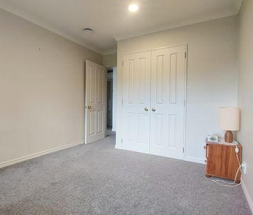 Spacious Family Home in Ohauiti – Available March - Ohauiti - Photo 6