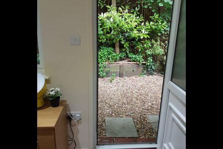 Studio Flat, Willesden Green, NW2 - Photo 4