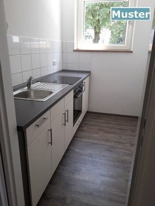 2,5-Zimmer-Erdgeschosswohnung mit Balkon - Photo 1