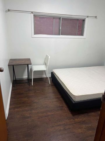 For Lease - 137 Markham Street, Toronto, Ontario - Photo 2