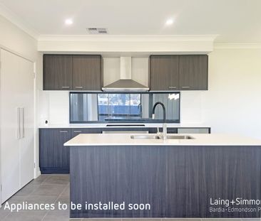 Brand New 5-Bedroom Family Home with Spacious Backyard & Modern Living - Photo 6