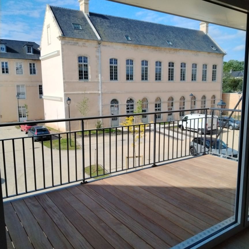 Beau F3, neuf, rue de Bretagne, comprenant une entrée, un séjour avec cuisine équipée, une terrasse, 2 chambre - Photo 1