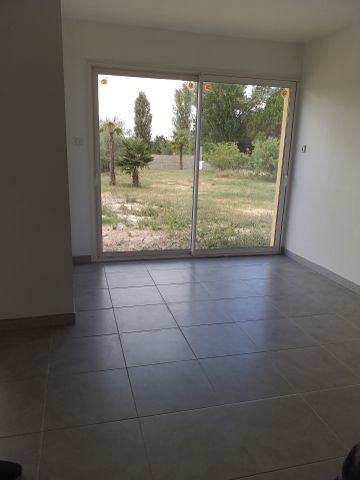 Location Maison 4 pièces 102m² MONTESQUIEU 82200 - Photo 4