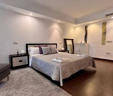 3 room luxury Villa for rent in Marbella, Spain - Photo 5