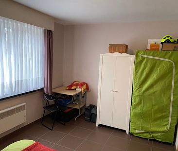 Appartement op de 1ste verdieping, ideaal gelegen op wandelafstand ... - Foto 3