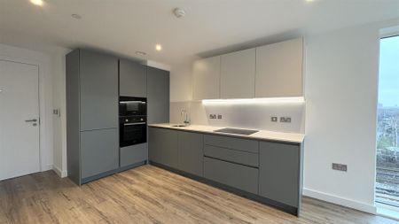 The Railings, Middlewood Locks - Photo 4