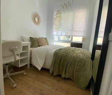 Calle de Enrique Larreta, Madrid, Community of Madrid 28036 - Photo 3