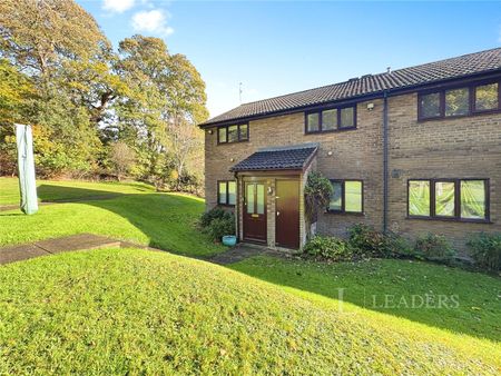 2 bedroom property to rent Bishops Close, NR7 - Photo 5