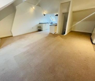 2 bedroom apartment to rent - Photo 6