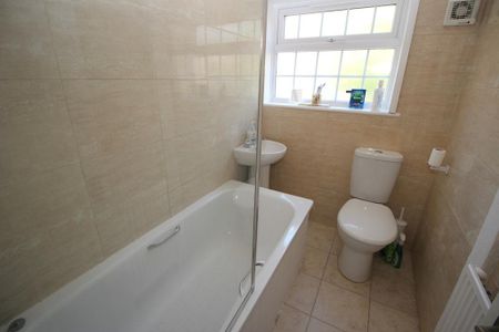 2 bedroom terraced house to rent - Photo 5