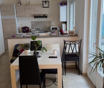 Location Appartement 3 pièces 57m² ST CHAMOND 42400 - Photo 4