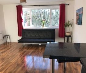 1 Bed Flat, Barclay Court, LU2 - Photo 2