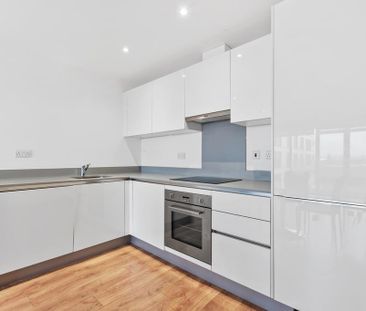 2 bedroom penthouse to rent - Photo 5