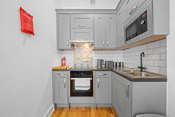 1 bed flat for rent in Meadowbank - Photo 1