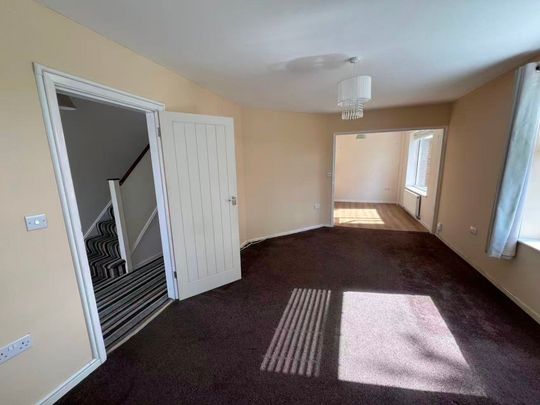 Coniston Crescent, Loughborough - Photo 1