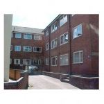 2 bed Apartment - To Let - Photo 2