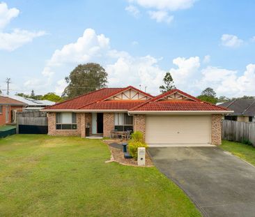 Classic Family Layout With Side Access In High Growth Area - Photo 4