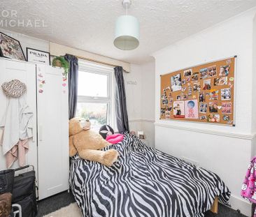 5 bedroom terraced house to rent - Photo 1