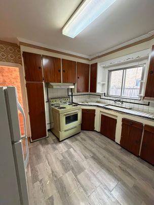 For Lease - 40 Ovida Avenue, Toronto, Ontario - Photo 1