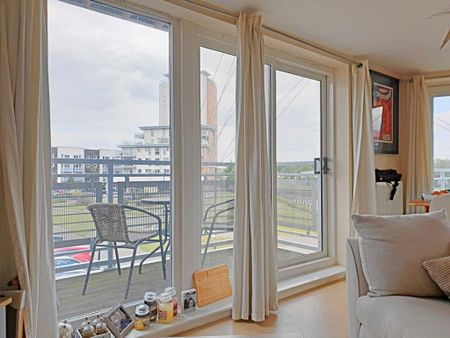 3 bedroom apartment to rent - Photo 4