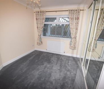 2 bedroom detached bungalow to rent - Photo 4