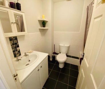 1 bedroom Flat To Let - Photo 5