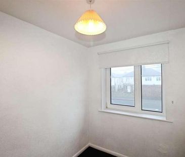 Northcote Road, Bradford, BD2 - Photo 2