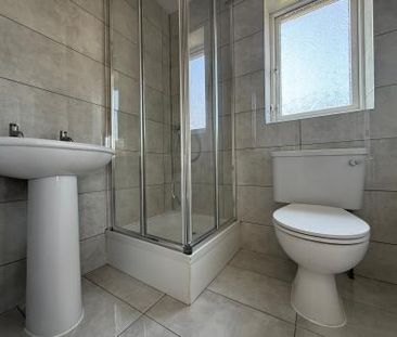 1 bedroom Flat To Let - Photo 4