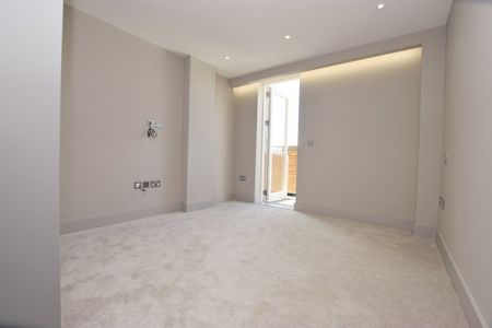 Picton Street, London, SE5 - Photo 2