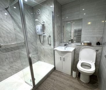 1 Bedroom Apartment To Let - Photo 6