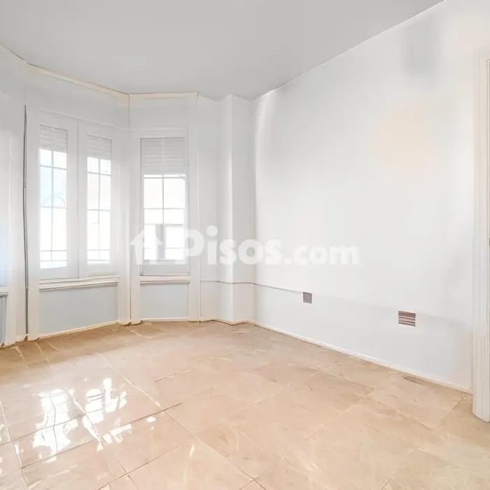 Casa en alquiler en La Cabaña - Photo 1