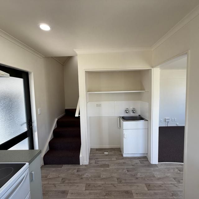 Beachside Charm Meets Summer Vibes! - Photo 1