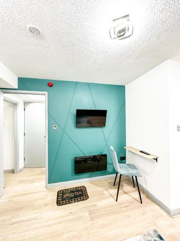 Studio to rent - Photo 3