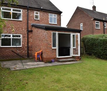 4 bedroom semi-detached house to rent - Photo 5