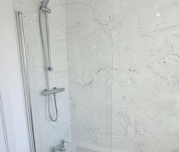 Detached house to rent on - Photo 5