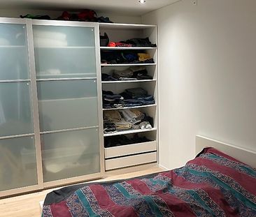 2½ Zimmer-Wohnung in Zürich - Kreis 2 Wollishofen, möbliert, auf Zeit - Photo 2