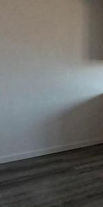 ANJOU 4 1/2 RÉNOVÉ , REPEINT , BIEN SITUÉ - Photo 4