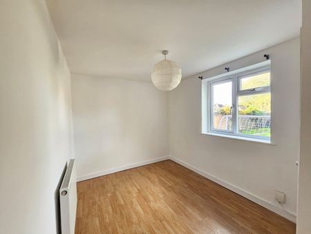 Winchester Road, Southampton - Photo 3