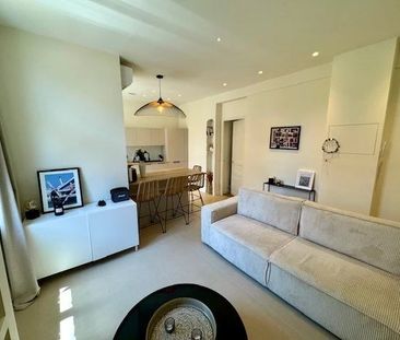 Location Appartement 2 pièces 43m² NICE 06300 - Photo 2