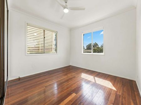 Private Elevated Living Self-Contained Upper Level with Utilities Included & Separate Access - Photo 3